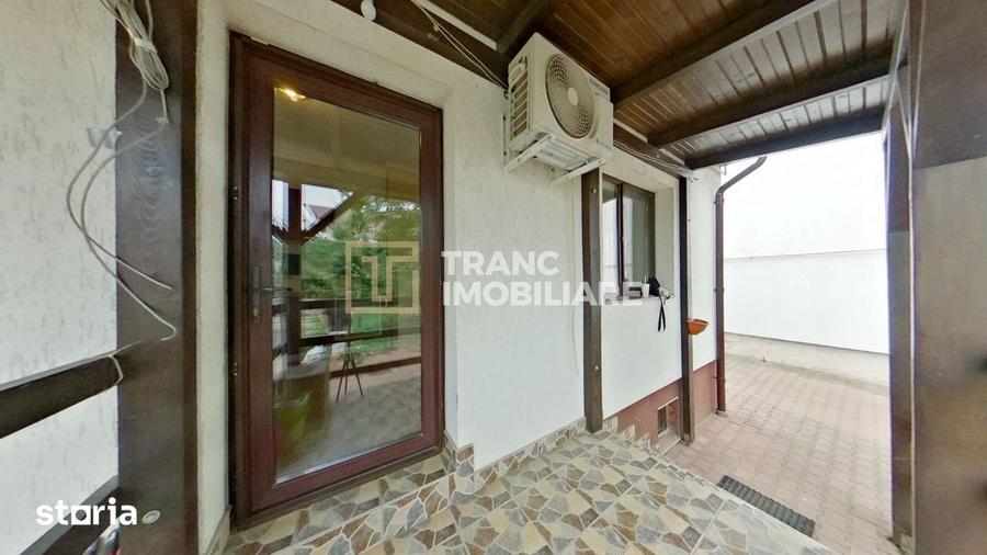 Casă cu 2 camere semidecomandat cu Teren 400 Mp în Pârneava