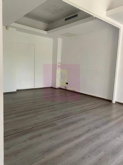 Spa?iu birouri 30 mp Prosper Mall, Sector 5 utilita?i incluse - 2