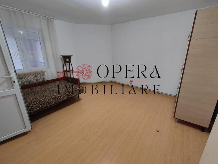 Casă individuală cu 6 camere cu Canalizare în Frumoasa