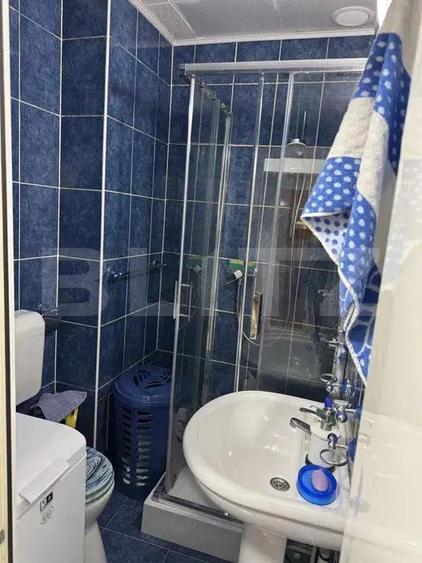 Apartament cu 3 camere decomandat în Astra