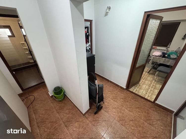 Apartament cu 2 camere decomandat, mobilat în Coiciu