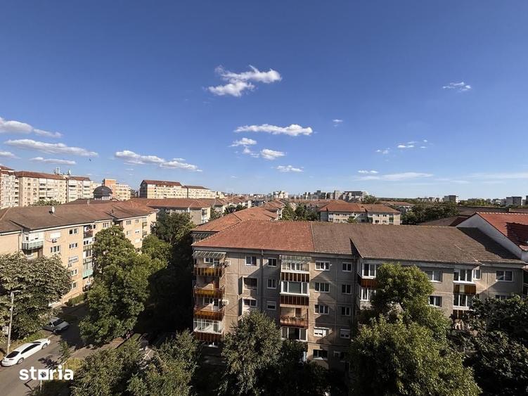 Apartament cu 3 camere decomandat în Decebal