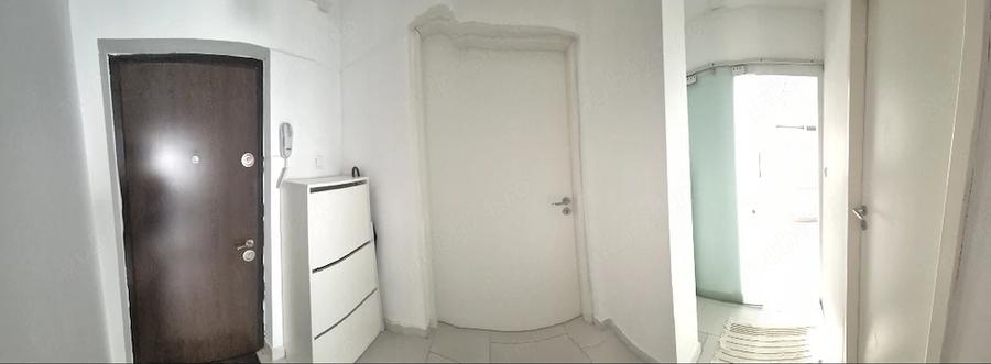 Garsonieră decomandată în 13 Septembrie