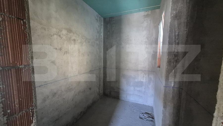 Duplex cu 4 camere cu Canalizare în Vetiș
