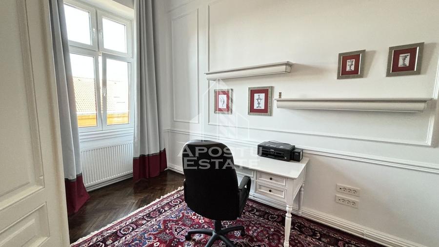 Apartament cu 3 camere semidecomandat, mobilat în Traian