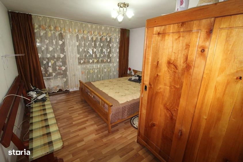 Casă cu 3 camere în Toplița