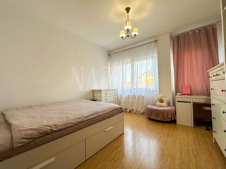 Apartament cu 4 camere semidecomandat în Mărăști