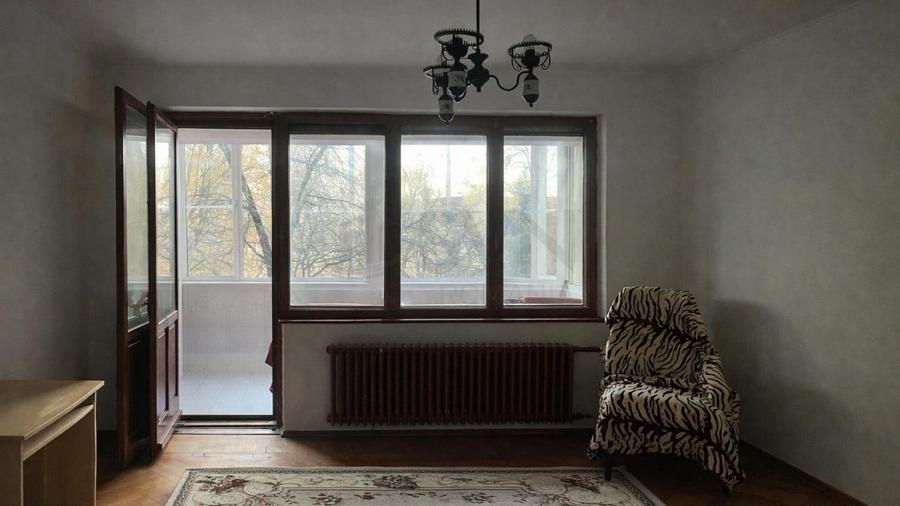 Apartament cu 2 camere decomandat, mobilat în P-ța Romană