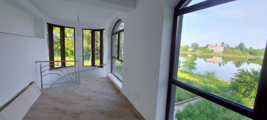 Casă cu 4 camere cu Teren 11000 Mp în Snagov