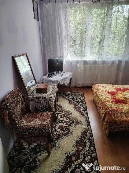Apartament cu 2 camere semidecomandat în Ultracentral