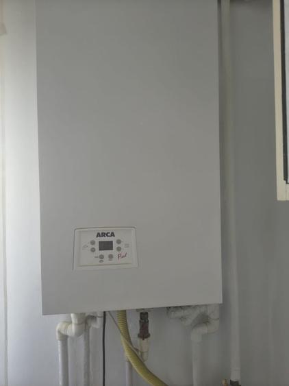 Apartament cu 3 camere decomandat în Nicolina