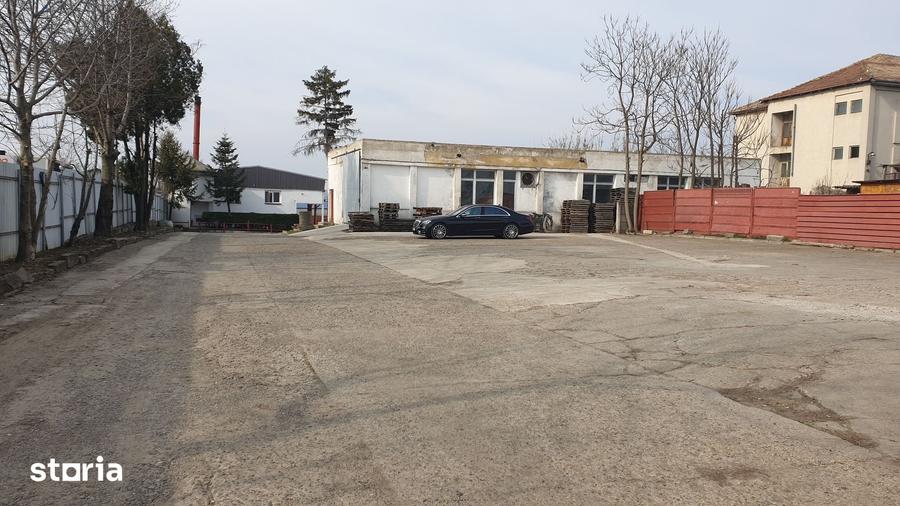 Spațiu comercial, de 6,000 mp, în Central