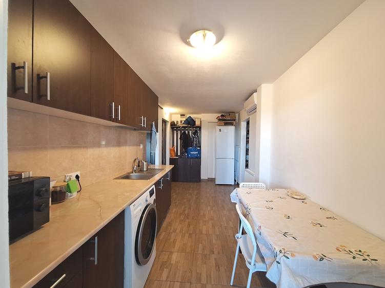 Apartament cu 2 camere decomandat, mobilat în Freidorf
