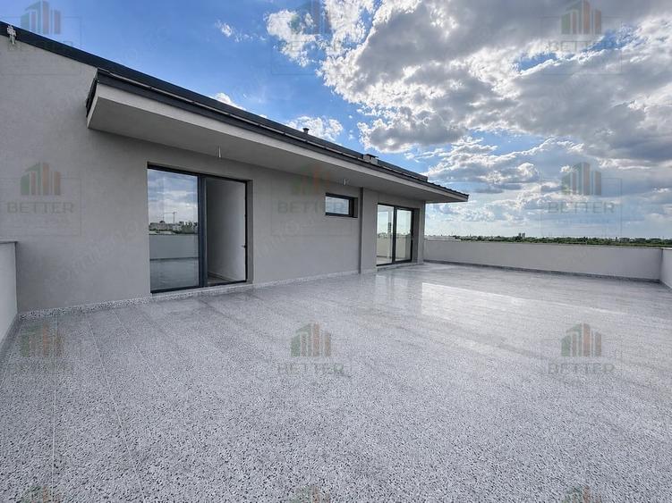 Apartament cu 4 camere decomandat în Metalurgiei