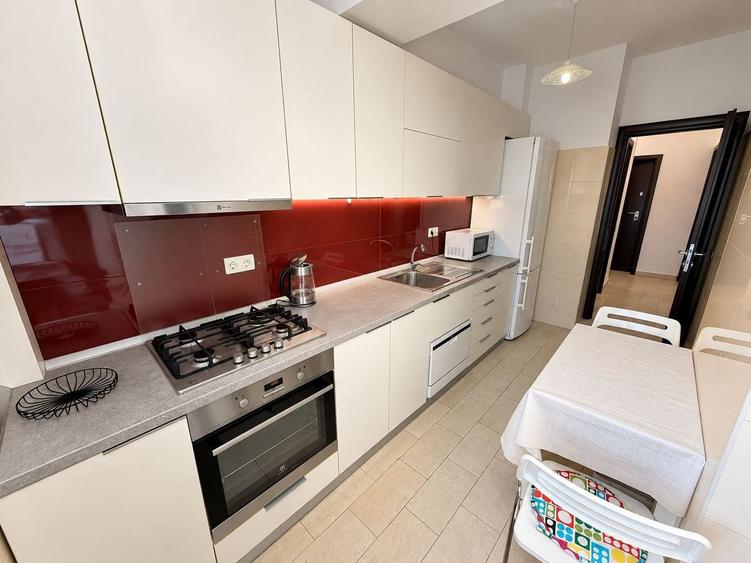 Apartament cu 2 camere decomandat în Vitan Mall