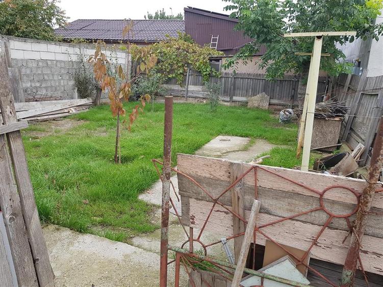 Casă individuală cu 1 camere cu Canalizare în Brăilița