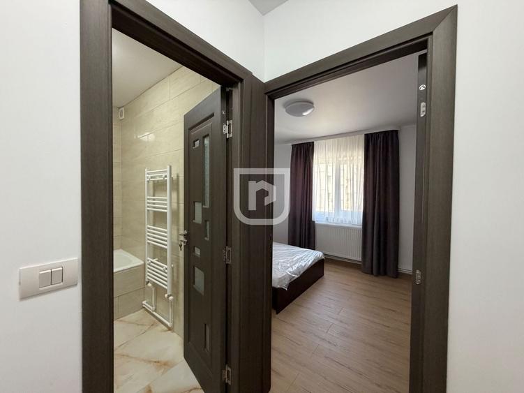 Apartament cu 3 camere semidecomandat, mobilat în Central