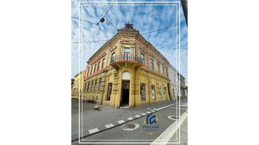 Apartament cu 4 camere decomandat, mobilat în Central