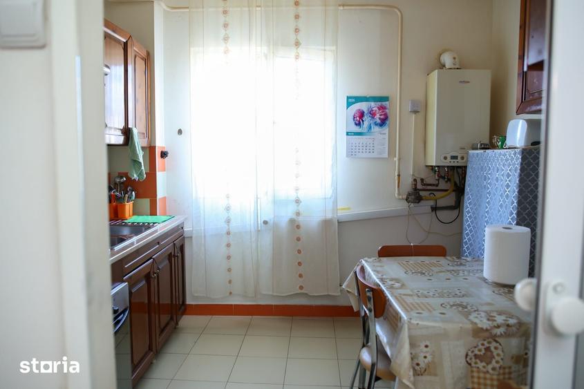 Apartament cu 3 camere semidecomandat în Ultracentral