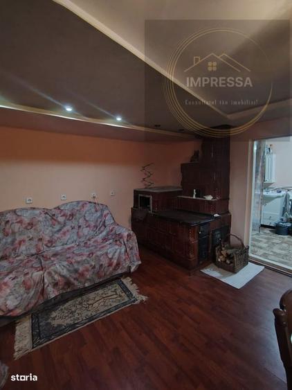Casă cu 4 camere cu Teren 1900 Mp în Dornești