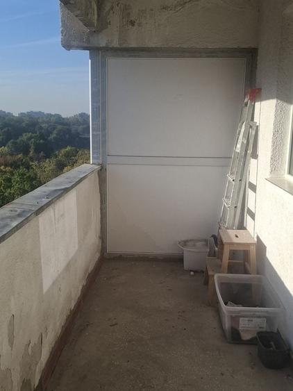 Apartament cu 4 camere decomandat, mobilat în Tineretului