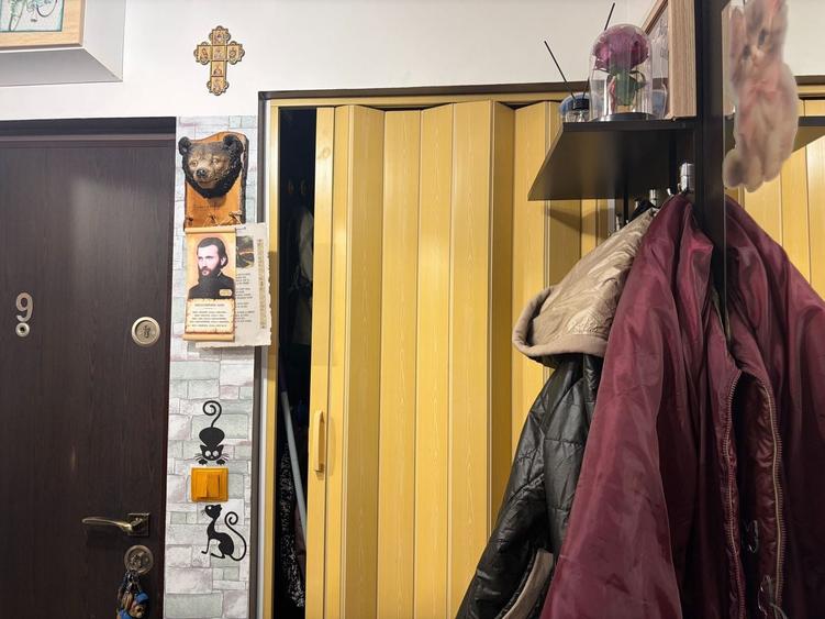 Apartament cu 2 camere decomandat, mobilat în Șura Mare