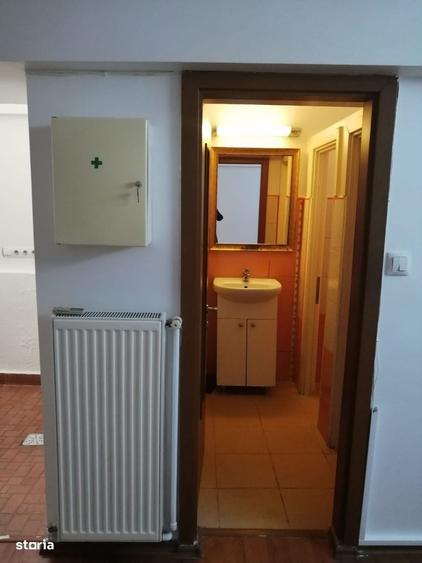 Spațiu comercial, de 65 mp, în Calea București
