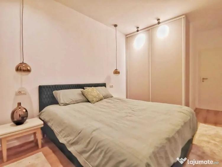 Apartament cu 2 camere decomandat în Noua