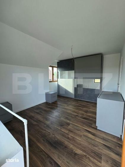 Casă cu 4 camere cu Teren 300 Mp în Central