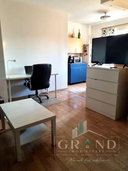 Apartament cu 2 camere semidecomandat, mobilat în Mănăștur