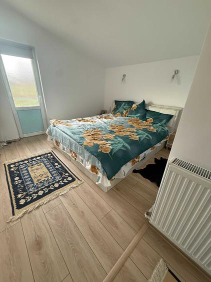 Casă cu 4 camere cu Teren 640 Mp în Prunaru