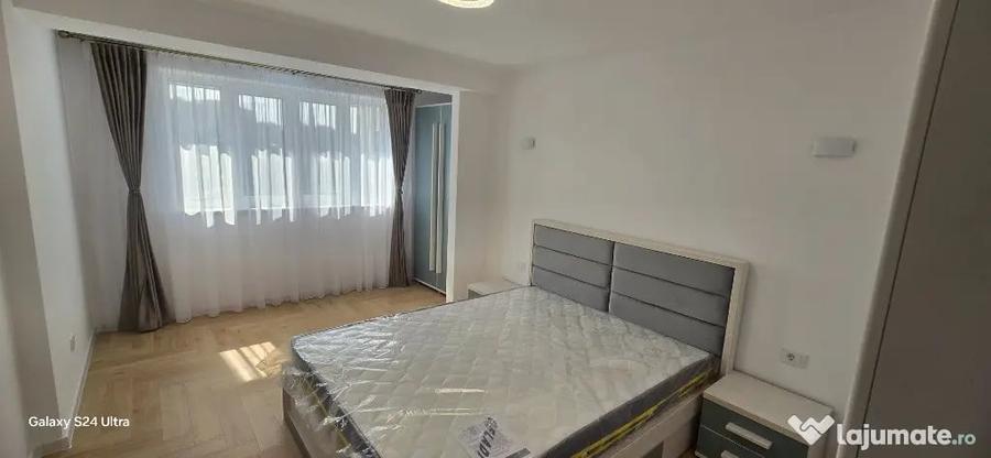Apartament cu 3 camere decomandat în Ultracentral