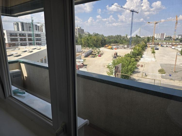 Apartament cu 2 camere decomandat în Herăstrău