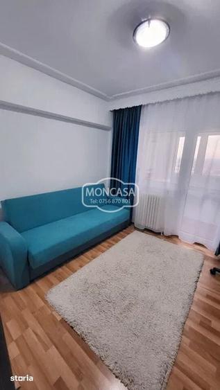 Apartament cu 4 camere decomandat în Central