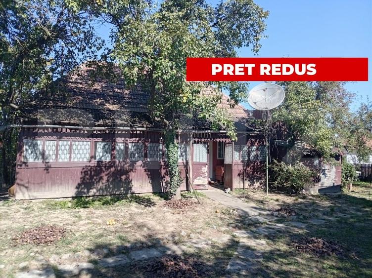 Casă individuală cu 2 camere cu Teren 1099 Mp în Vălenii