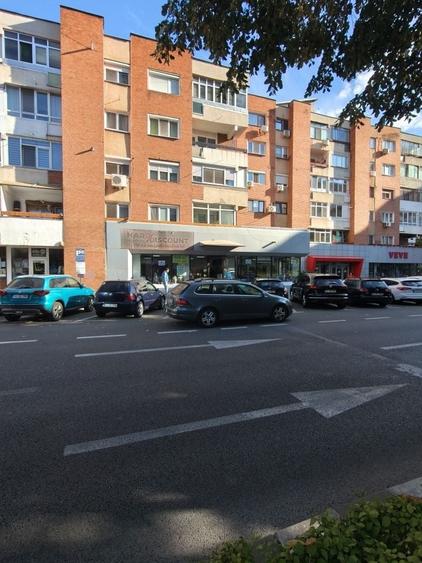 Spațiu comercial, de 111 mp, în Exterior Vest