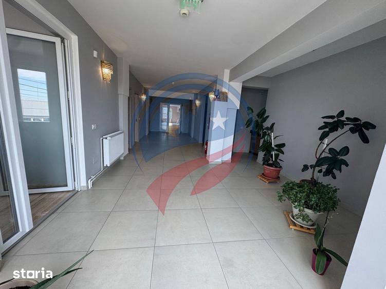 Spațiu comercial, de 900 mp, în Podari