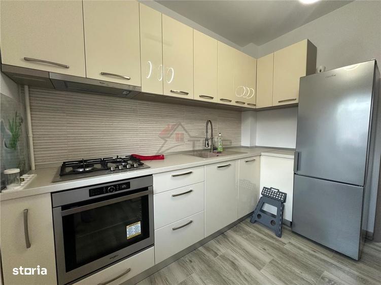 Apartament cu 3 camere decomandat în Valea Lupului