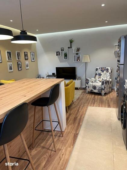 Apartament cu 2 camere semidecomandat în Florești