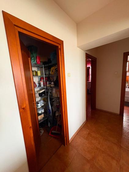 Apartament spațios cu 3 camere | Bulevardul Unirii | Etaj 6 / lift | Centrală p - 9