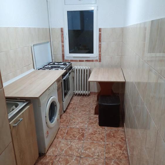 Garsonieră decomandată în Berceni