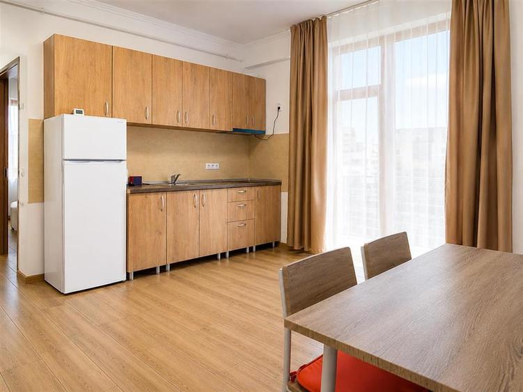 Apartament 3 camere cu balcon zona El Gringo - 1