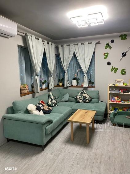 Casă cu 4 camere în Sânnicoară