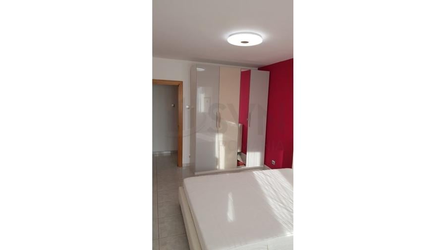 Apartament cu 3 camere semidecomandat, mobilat în Dorobanți