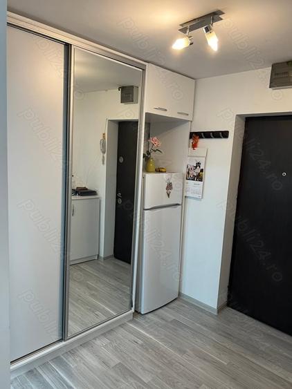 Apartament cu 2 camere semidecomandat în Tineretului