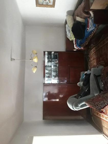Vand casa comuna popesti - 1
