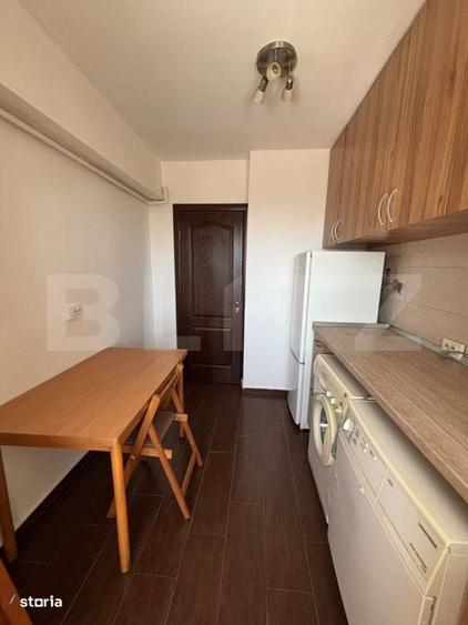 Apartament cu 3 camere decomandat în Gheorghe Doja