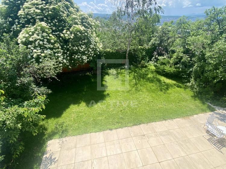 Casă individuală cu 5 camere cu Canalizare în Gruia