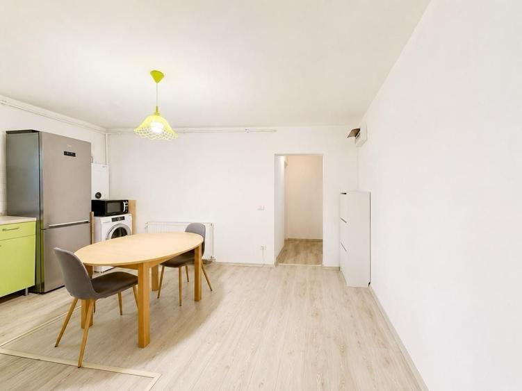 Apartament cu 2 camere semidecomandat, mobilat în Bogdăneștilor