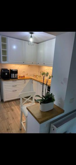 Apartament cu 3 camere decomandat în Vest